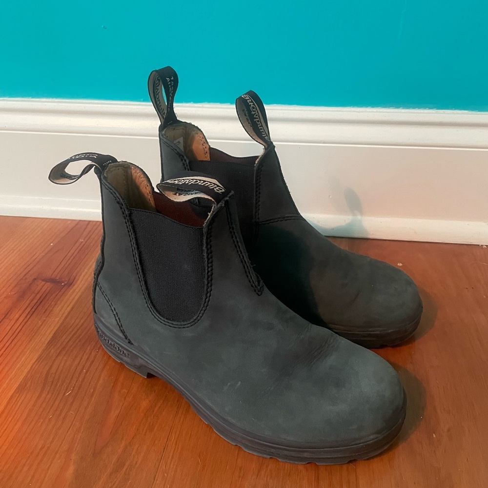 Blundstone rustic black (gray) Chelsea work boots
